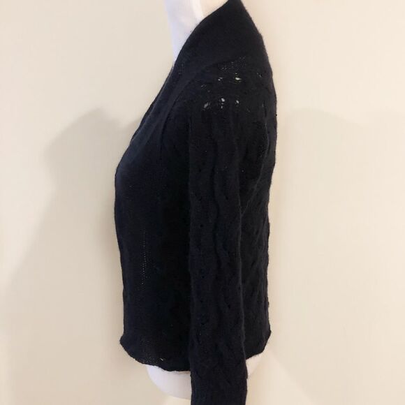 Adorable small black knit sweater‎ - Picture 4 of 6